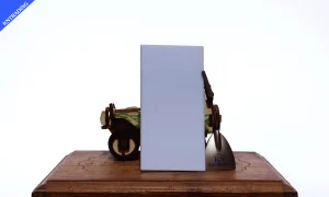 แผ่นตันผิวเรียบสีขาวขุ่น