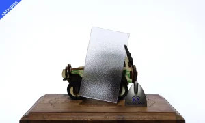 แผ่นตันผิวทรายสีใส