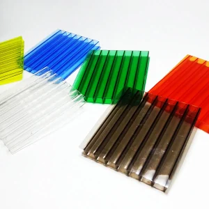 โพลีคาร์บอเนต แผ่นลูกฟูก มีให้เลือกหลากหลาย